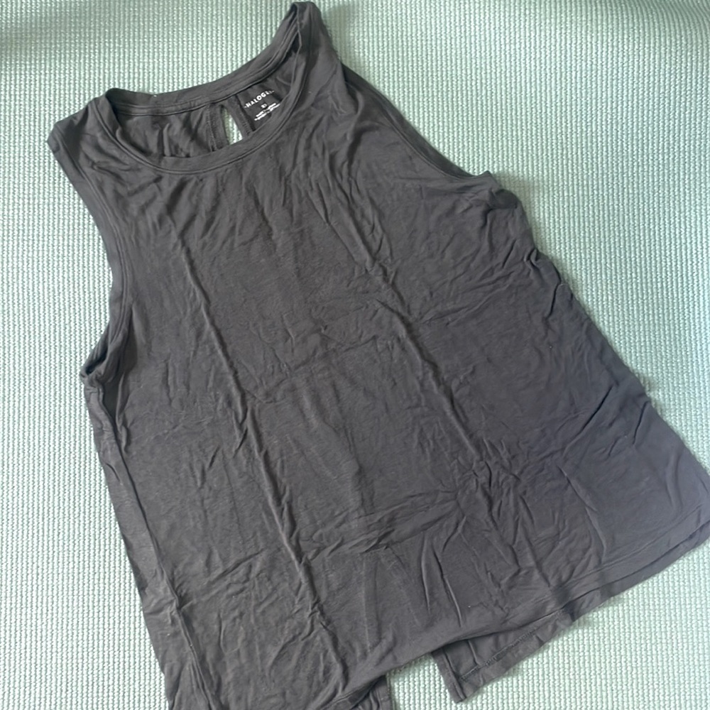 ~5/$20~ Halogen Ultrasoft Tank - xs - Picture 1 of 3
